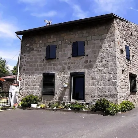 Le Petit Paradis Aux Volets Bleus Holiday home